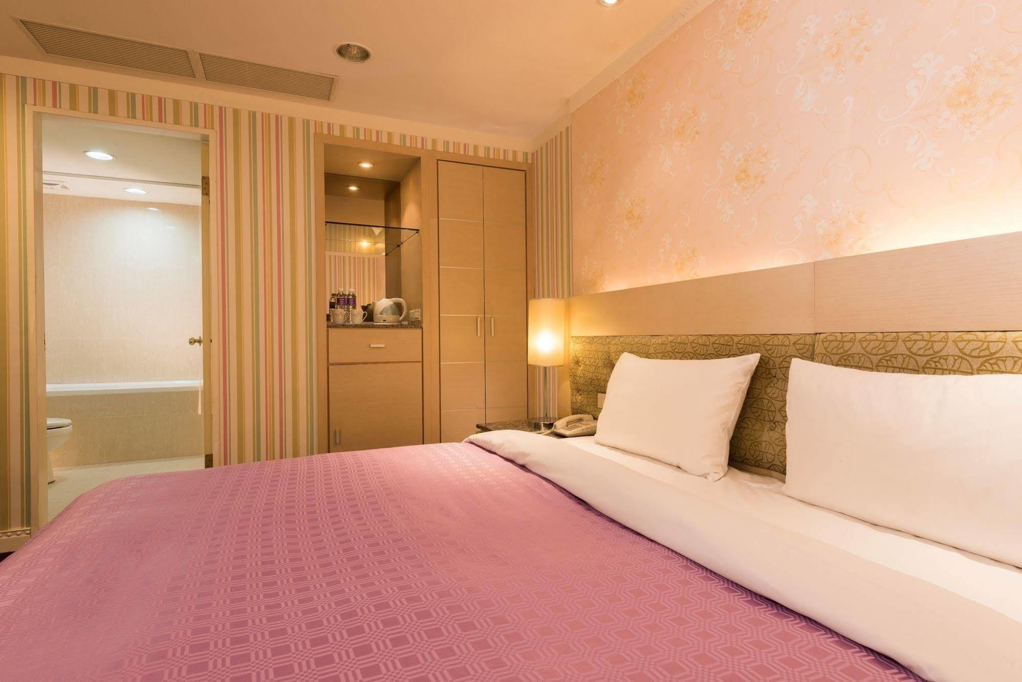 Wonstar Hotel - Songshan Тайпей Екстериор снимка